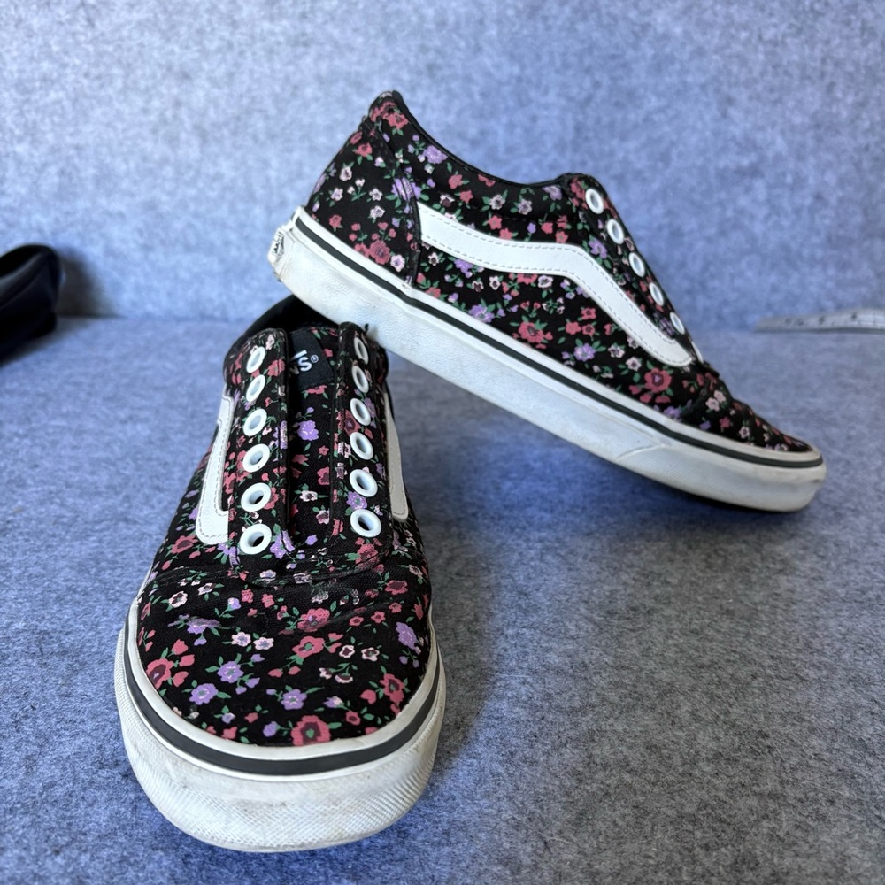 Vans Ward lo sneaker black floral print size 7 women